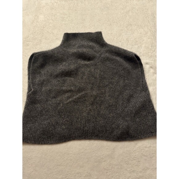 By Anthropologie The Cashmere Collection Sweater Vest Size M - Picture 1 of 9